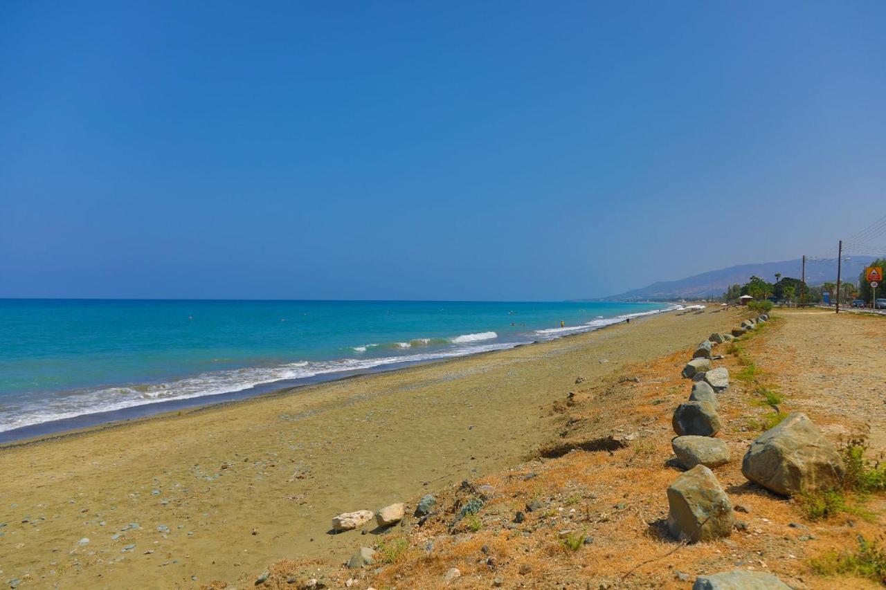 Villa Majestic Agia Marina  Esterno foto